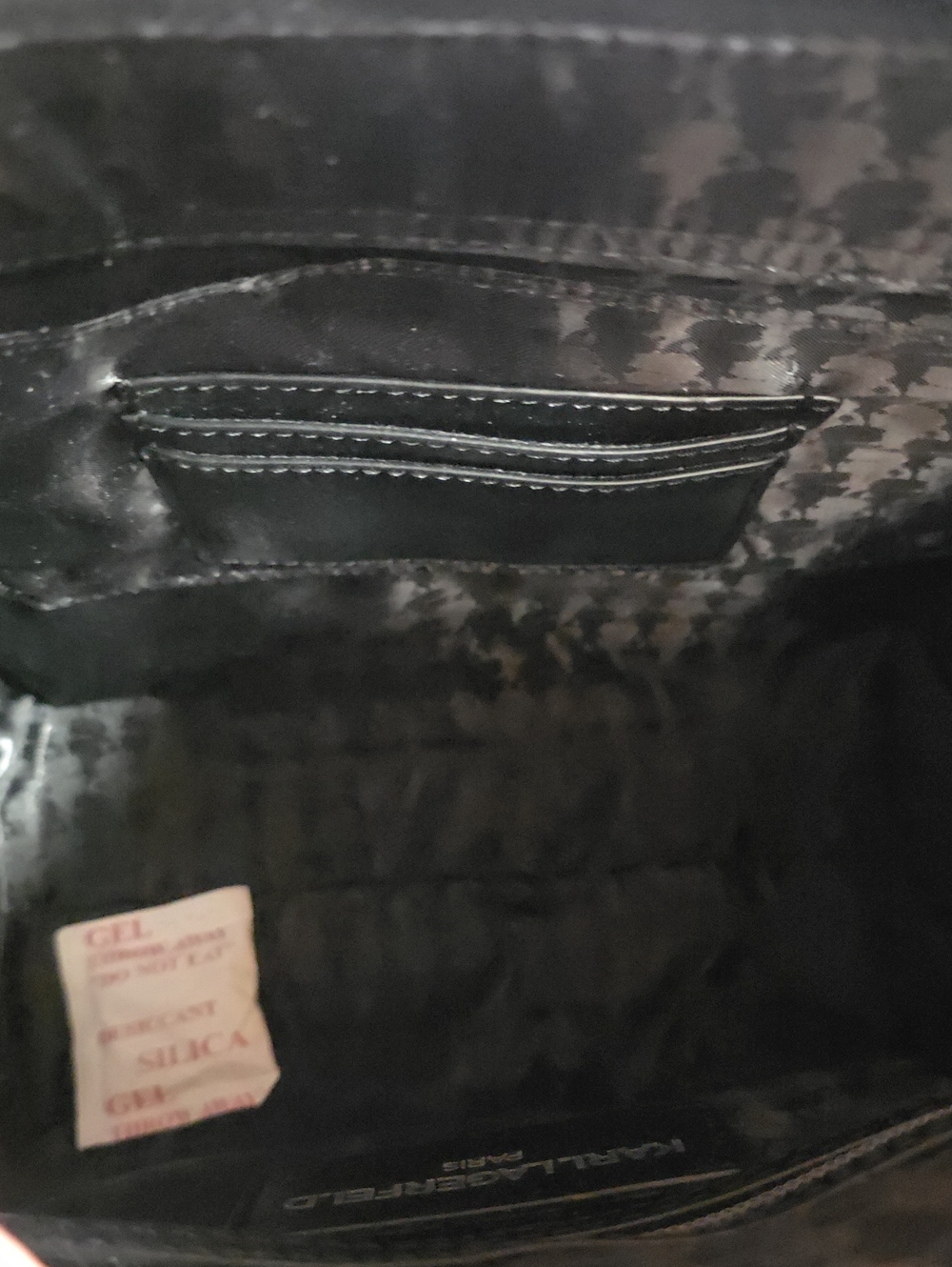 Karl Lagerfeld Tote with Character Appliqué & Matching Clip On Pouch Nwt - Picture 9 of 13